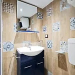 Bandiera Bro Apartamento *
