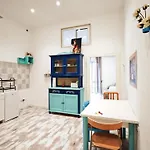 Bandiera Bro Apartamento